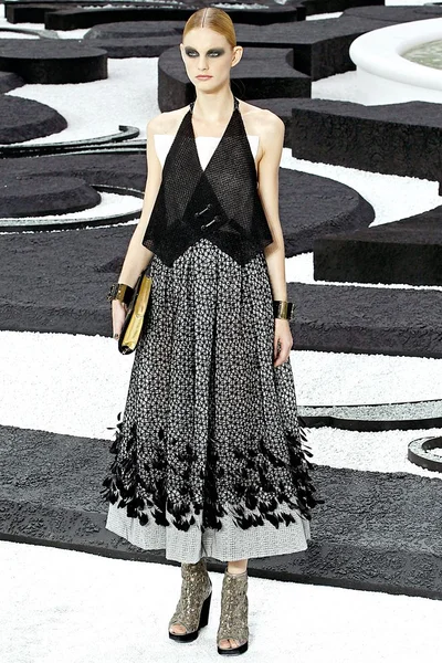 Look 63